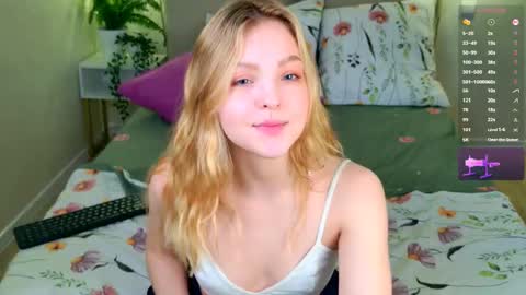 Alice  online show from November 14, 3:14 pm