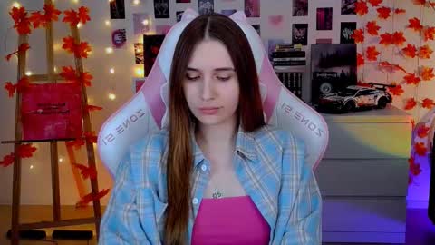 alicecharmy online show from November 9, 7:56 am