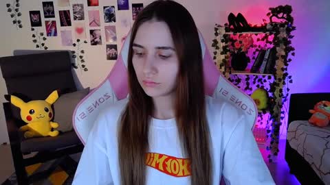 alicecharmy online show from December 4, 11:57 am