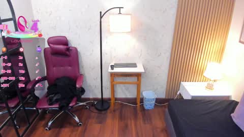 Alice online show from April 28, 11:36 am