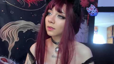 Alice Danger     online show from February 27, 9:40 pm