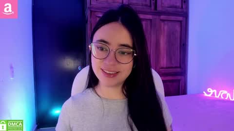 Aliceee  ..   97YP9VWGZHrefnav wishlist lists 1 online show from September 24, 1:18 pm