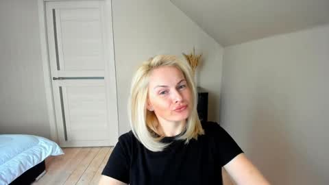 Alicee online show from February 27, 1:17 pm
