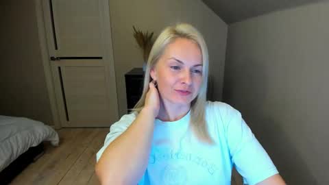 Alicee online show from October 13, 7:38 pm