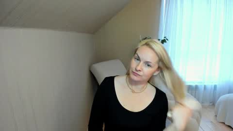 Alicee online show from January 15, 7:26 am