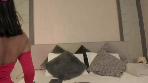 alicee_clark_ online show from May 8, 5:40 pm