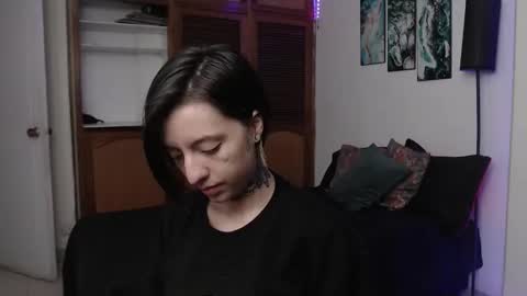 alicee_logan_ online show from November 20, 1:04 am
