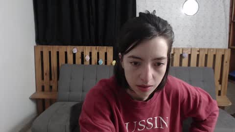 Snapshot of alicee_logan_ chatting on December 26, 2:22 am alicee_logan_ online show from December 26, 2:22 am