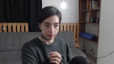 Snapshot of alicee_logan_ chatting on February 11, 1:52 am alicee_logan_ online show from February 11, 1:52 am
