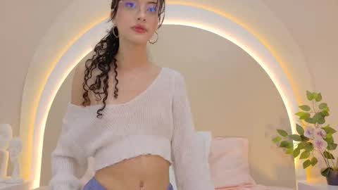 alice online show from November 10, 4:21 pm