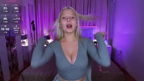 Alice online show from November 9, 10:52 am