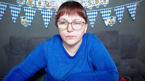 AliceInks online show from September 27, 6:11 am