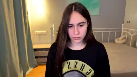 alicekollt online show from June 24, 8:49 pm