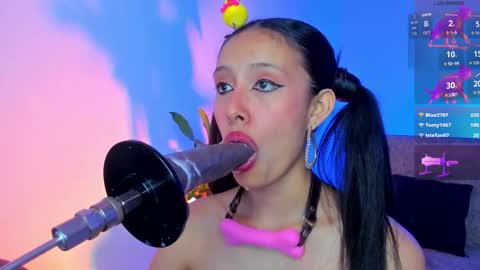 Alicee  online show from February 22, 10:45 pm