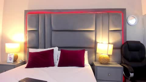 Alice Morelli  online show from February 11, 3:43 am