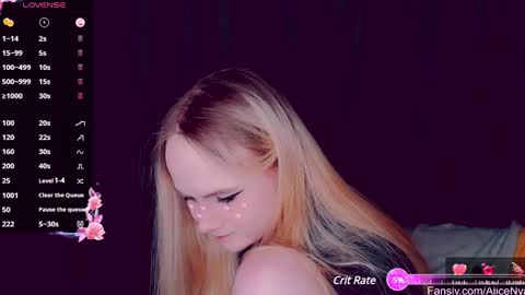 Snapshot of alicenya chatting on February 7, 3:45 am Alice online show from February 7, 3:45 am