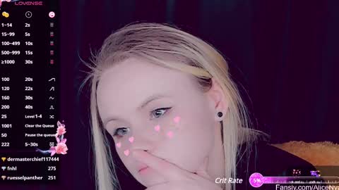 Snapshot of alicenya chatting on March 2, 7:32 am Alice online show from March 2, 7:32 am