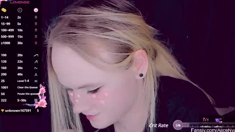 Snapshot of alicenya chatting on March 2, 4:28 am Alice online show from March 2, 4:28 am