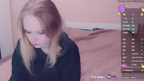 Snapshot of alicenya chatting on September 14, 3:53 am Alice online show from September 14, 3:53 am
