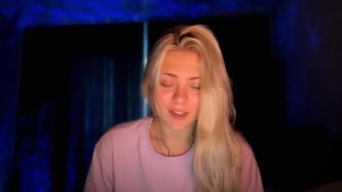 aliceoceaneyes online show from November 3, 1:12 pm