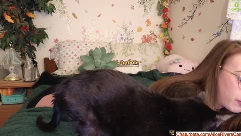 Snapshot of aliceriverscam chatting on January 14, 9:20 pm Alice Rivers ---- Enter my public Discord- online show from January 14, 9:20 pm