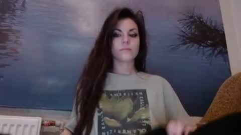 Snapshot of alicetailorrr chatting on February 24, 5:43 am AliceTailorrr online show from February 24, 5:43 am