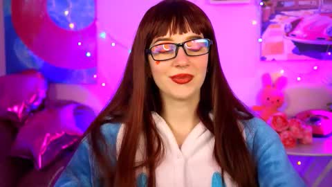 alicewelch_ online show from September 10, 1:12 pm