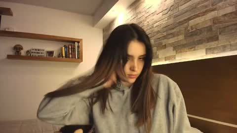 Alice online show from October 15, 11:38 pm