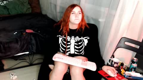 Alice online show from December 25, 12:26 pm