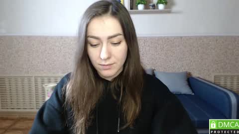 Alice online show from February 4, 3:47 pm