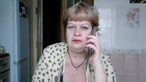 Alicexmistress online show from December 20, 7:01 am