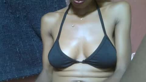 Snapshot of alicia253177 chatting on February 23, 1:10 pm alicia253177 online show from February 23, 1:10 pm