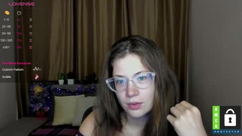 Snapshot of alicia_folow chatting on September 14, 5:47 pm Alicia online show from September 14, 5:47 pm