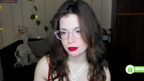 Snapshot of alicia_folow chatting on February 14, 6:23 am Alicia online show from February 14, 6:23 am
