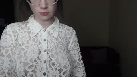 Snapshot of alicia_folow chatting on February 8, 12:50 pm Alicia online show from February 8, 12:50 pm