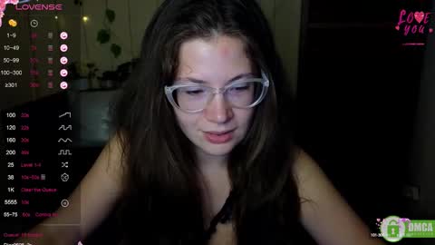 Snapshot of alicia_folow chatting on September 11, 11:33 am Alicia online show from September 11, 11:33 am