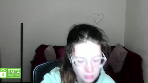 Alicia online show from October 27, 12:16 pm