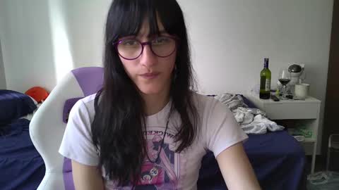 Alice online show from February 8, 9:15 pm