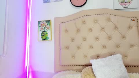       online show from February 13, 2:01 am