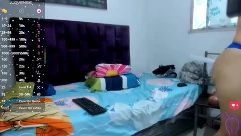 alicia_whittee online show from March 30, 12:05 pm