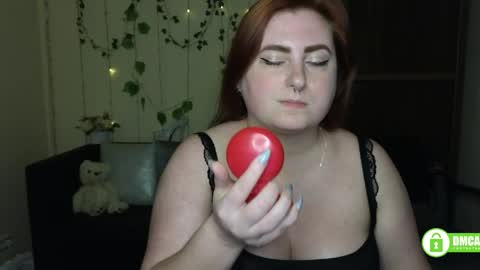 Alicia online show from May 26, 12:11 pm