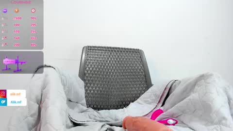 aliciakozlov online show from January 10, 12:05 am