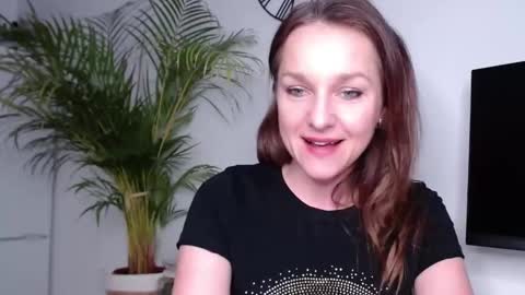 Alicia online show from February 10, 3:32 pm