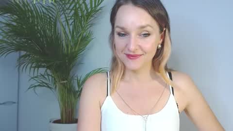 Alicia online show from December 3, 11:40 am