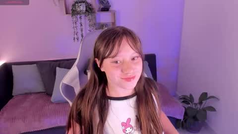 aliciamoonx online show from October 6, 11:50 am