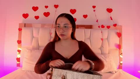 Alicia  online show from March 2, 12:59 am