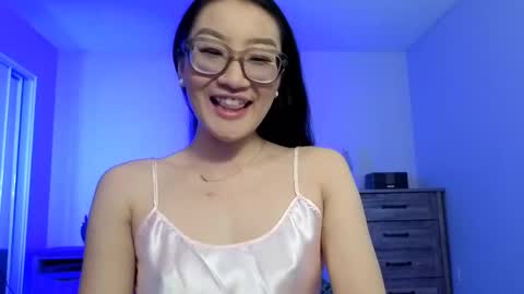 Snapshot of aliciaz3 chatting on September 22, 5:17 pm Alicia Hebi online show from September 22, 5:17 pm