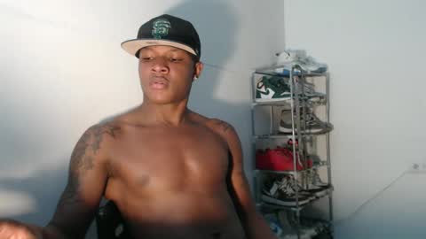 Snapshot of alid_17 chatting on March 11, 7:24 am Alid 17 online show from March 11, 7:24 am