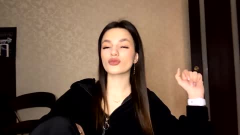 Niki online show from March 22, 3:27 pm