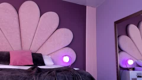 Snapshot of alidiaz__ chatting on February 25, 8:32 pm Ali Diaz online show from February 25, 8:32 pm